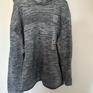 Boys Under Armour Hooded Sweatshirt. Size L